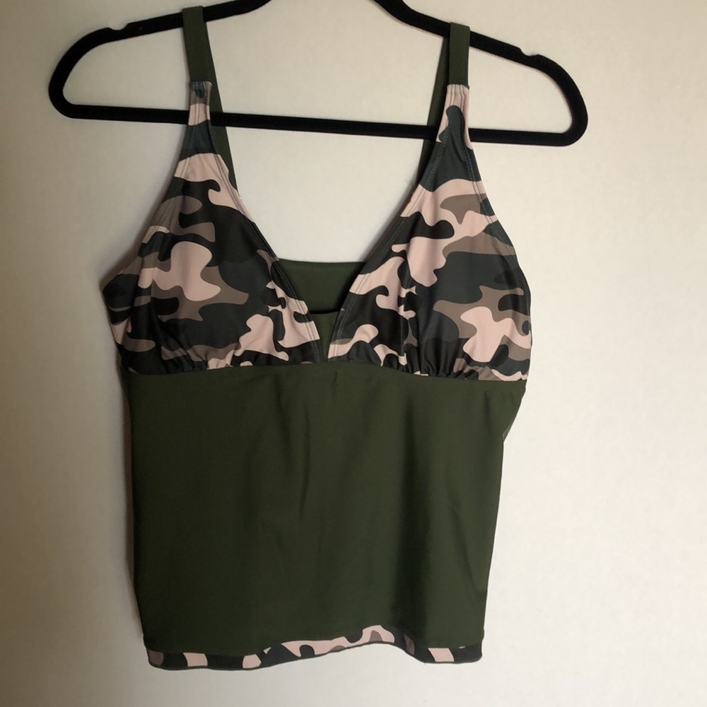 Green/Camo Tankini NWOT - Picture 2 of 9